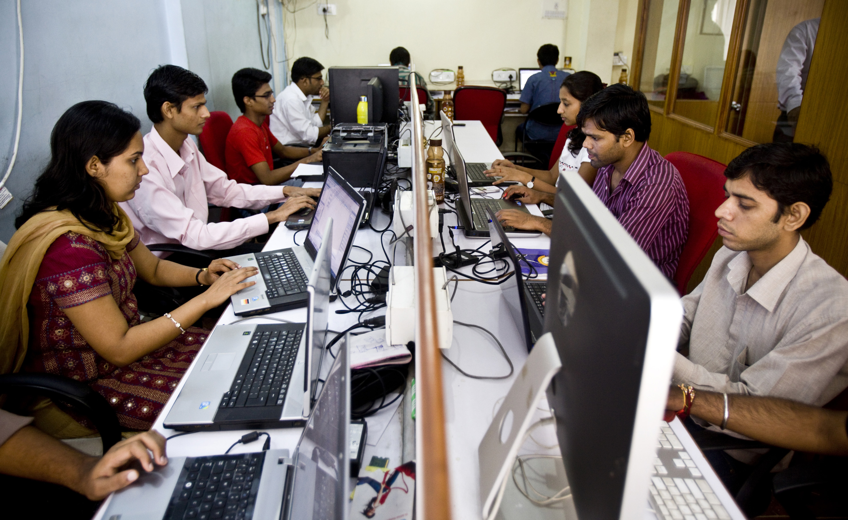 Over 30% Of Indian Employees Want To Change Jobs: Report, 40% OFF